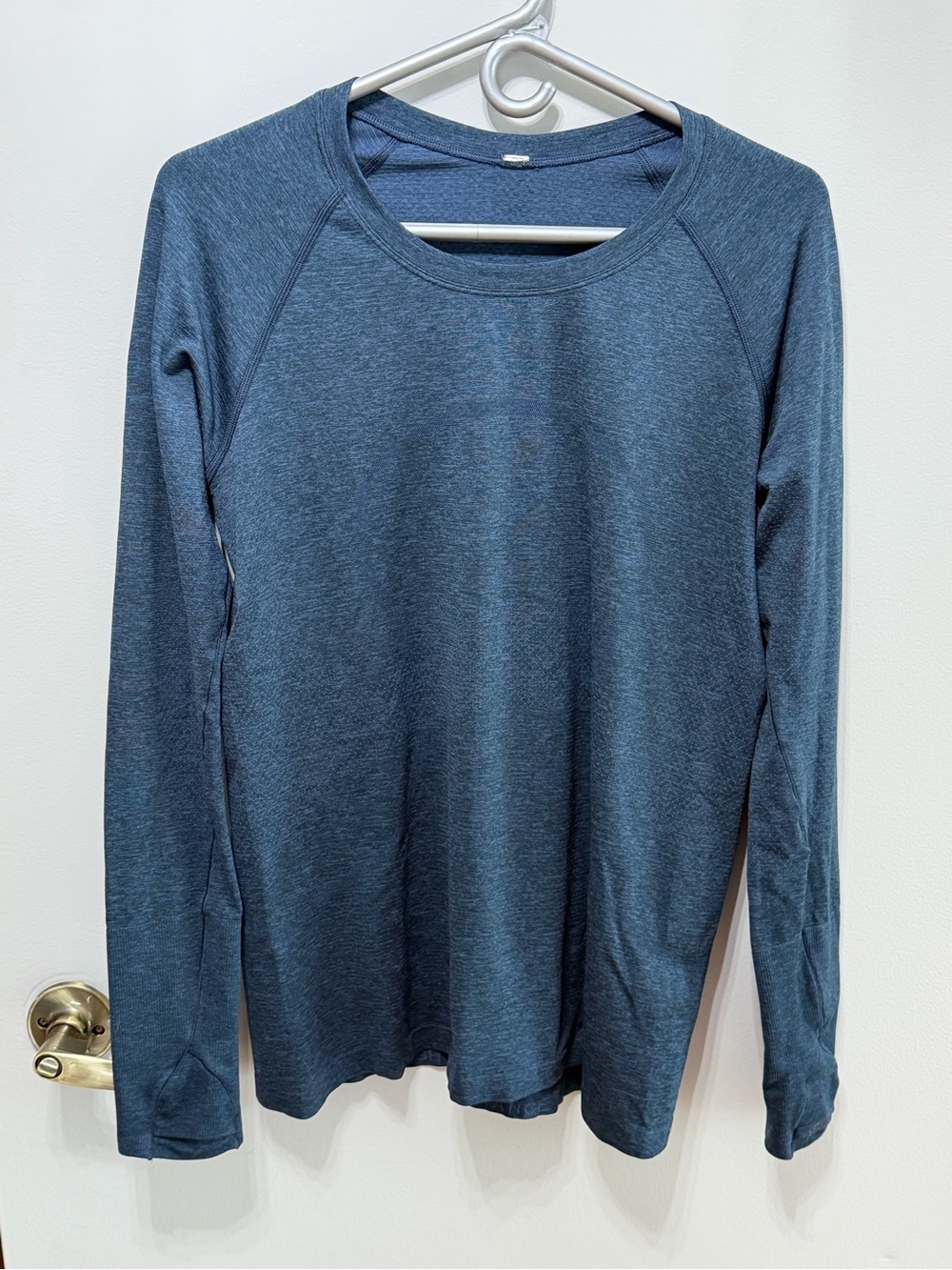 🔥 Lululemon Men"s Metal Vent Tech Long Sleeve 2.0 - Size Medium 🔥